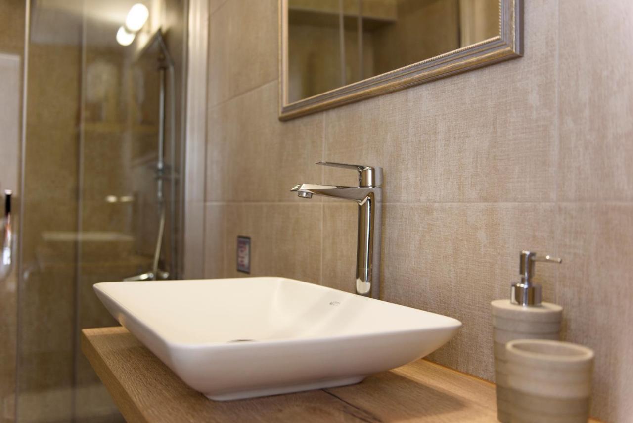 ✰Bright, Renovated, Spacious And Cosy Studio✰ Athens Luaran gambar